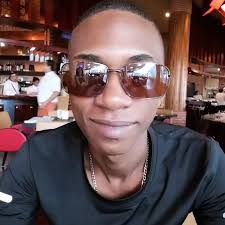 Quiero un amigo bien pervertido🥴