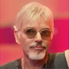 Steven Peaslee's Instagram, Twitter & Facebook