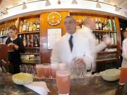 Its importance was also acknowledged by the italian ministry of cultural heritage that declared it a national landmark in 2001. Harry S Bar Venice The Greasy Spoon Food Culture