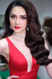 Hương giang tiếp tục bị kêu gọi tẩy chay trên diện rộng, ở nhiều chương trình, nhiều sự kiện cô tham dự. Huong Giang Idol S Change Of Beauty From The Short Hair To The Pinnacle Of Beauty That Everyone Wants To See Steemit