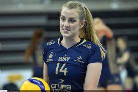 Od sezonu 2017/2018 zawodniczka chemika police. Wiadomosci Natalia Medrzyk To Byl Bardzo Ciezki Mecz
