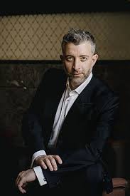 Ótima sexta feira meus queridos! Uber Uns Ensembles Oper Joao Fernandes Oldenburgisches Staatstheater