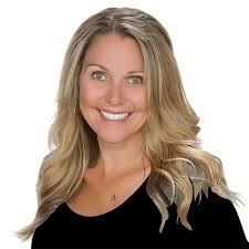 About Felicity Hunter