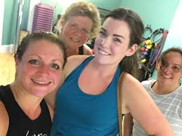 Selfie with my mother Carmen Lorica 😍😍😍