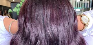 Ver más ideas sobre tonos de cabello, cabello y maquillaje, cabello y belleza. Descubre El Chocolate Lilac El Color De Pelo Perfecto Para Cualquier Tipo De Piel