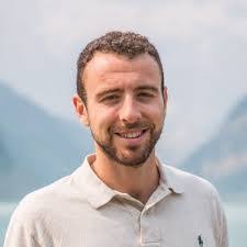 Bryan Linton's Instagram, Twitter & Facebook