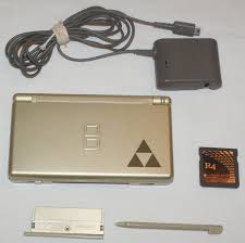 Nintendo ds roms para descargar gratis. Nintendo Ds Lite Legend Of Zelda Edition Gold Handheld System 2gb R4 Card Nintendo Ds Lite Legend Of Zelda Nintendo Ds