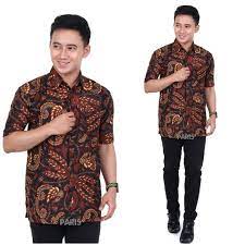 Tunik motif batik ini tersedia dalam bahan scuba dan tenun. Model Batik Pria Lengan Pendek Terkeren Dan Terbaik 2021 Model Baju Terbaru