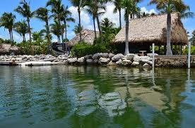 Some of the best florida camping can be found in county, state and federal parklands, campgrounds where you can fish and kayak, hike and ride bicycles for miles. Florida Private Campgrounds