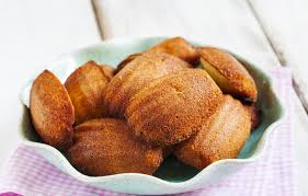 Madeleines Faciles Recette En 2020 Recette Madeleine Facile Madeleine Facile Recette Madeleine