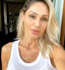 Browse 990 anna tatangelo stock photos and images available, or start a new search to explore. Anna Tatangelo Blonde I Shocked My Hairdresser