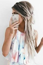 Whether you're exploring long hairstyles because you want to grow out your hair or already have a pretty long hair is known to make women look younger and feel healthier. 50 Cowgirl Hairstyles And Haircuts Ideas For A Great Western Look Yve Style Com