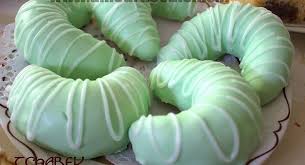 Tcharek Glace Ou Corne De Gazelle Algerien Au Glacage Amour De Cuisine Recette Corne De Gazelle Corne De Gazelle Algerienne Recette Gateau Oriental