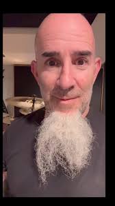 Gary Holt just sent me this pic from 5 years ago today. We were flying  around South America having fun