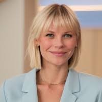 Amy Spath's Instagram, Twitter & Facebook