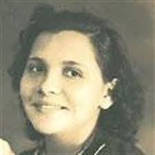 Elisa Flecha's Instagram, Twitter & Facebook