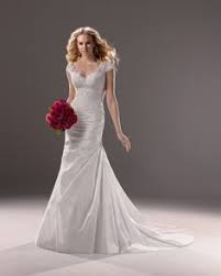 Abiti Da Sposa Magazzini D Amico Magazzinidamico Su Pinterest Scopri Le Collezioni Delle Sue Idee Preferite