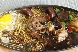 Resepi Sizzling Yee Mee Paling Sedap Bahan Bahannya Makanan Makanan Mudah Memasak