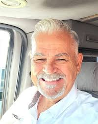 Good bye Safeway…  “https://www.abc15.com/news/local-news/kroger-releases-list-of-101-albertsons-safeway-locations-it-plans-to-offload-in-arizona-amid-merger” 