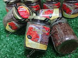 Minyak banyak sikit takpe sebab nanti kita akn saring. Sambal Bilis Garing Samt