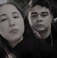 Sabían que la c*ncha tiene un descendiente asiático? Se llama "Mexican  Bun". El Mexican Bun es un pan muy popular en Hong Kong y Malasia, este se  acostumbra a comer con café.