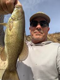 Fishing with big baits at Lake Guntersville