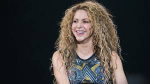 Shakira isabel mebarak ripoll, араб. Shakira Is The Latest Star To Sell The Rights To Her Songs Bbc News
