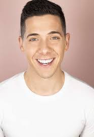 Aaron Munn's Instagram, Twitter & Facebook