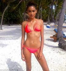 Kelly gale was born on may 14, 1995 in gothenburg, sweden. Kelly Gale Shows Off Enviable Body As She Reveals She Hits The Gym Three Times A Day Daily Mail Online