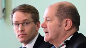 Hamburg commercial bank (formerly hsh nordbank) is a commercial bank in northern europe with headquarters in hamburg as well as kiel, germany.it is active in corporate and private banking. Schrott Bank Wie Die Hsh Steuergeld Verbrannte Ndr De Nachrichten Ndr Info