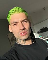 Clique agora para baixar e ouvir grátis felipe ret postado por adécio silva em 11/05/2017, e que já está com 81.382 downloads e 895.457 plays! Filipe Ret Retianas 01 Cantores De Rap Rappers Brasileiros Rappers