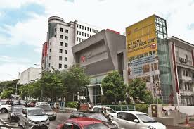 The design of the new campus featured green areas to create a conducive and pleasant learning. Subang Jaya S Foundation In Education Edgeprop My