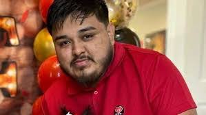 Felipe Castellon's Instagram, Twitter & Facebook