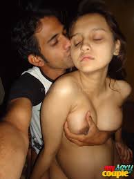 Pakistan girl nude pics - forbidden collection