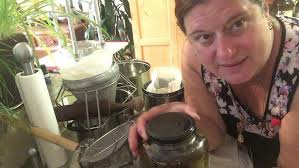 Tincture Pressing Techniques