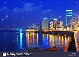 Beirut på kartet beirut er hovedstaden i libanon. Libanon Beirut Am Meer Bei Nacht Stockfotografie Alamy