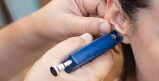 Claire S Employee Quits Job After Refusing To Pierce Ears Of Crying 7 Year Old News