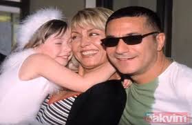 Hande Demir'den boşanan Erdinç Acar, gönlünü bakın kime kaptırdı! Meğer  spiker Gizem Çetin ile…