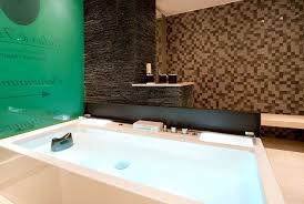 Floatingwanne I M Pool Spa Des Hotel Innsbruck Floating Bath At The Pool Spa Of Hotel