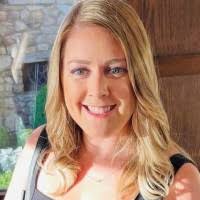 300+ perfiles de «Vozzella»