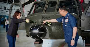 Air Force gets 5 more Black Hawk helicopters | Philippine News Agency