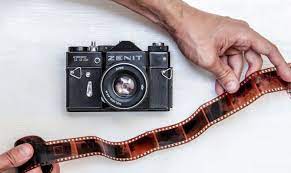 Photography Exposed: How To Develop Film In A Darkroom | Invaluable