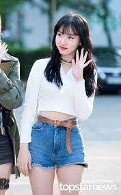 Twice Nayeon Airport Fashion Official Korean Fashion Koreanfashion Korean Fashion Trends Korean Fashion Fashion