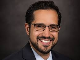 Kelly Straka's Instagram, Twitter & Facebook