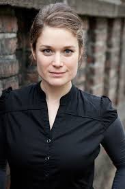 Iris Graf's Instagram, Twitter & Facebook