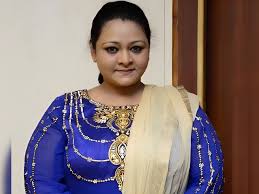 Shakeela Biography, Wiki, Age, Caste, Height, Weight, Movies, Songs,  Images, Family, Marriage, Husband, Bigg Boss 7 Telugu and more - StudyBizz  Bigg Boss