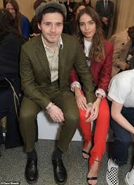 Brooklyn beckham — the son of soccer star david beckham and spice girls singer victoria beckham — is dating a model who bears a striking resemblance to his mother, a report said saturday. Hana Cross Joins Beau Brooklyn Beckham On The Front Row Of Victoria Beckham S Lfw Show Daily Mail Online