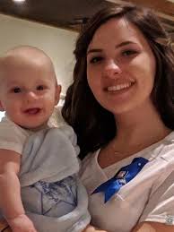 Chattanooga nurse juggles saving lives, raising a son and studying for her  degree