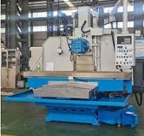 [Hot Item] Xili Bed Type Universal Milling Machine with Swivel Head Heavy  Duty X716
