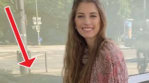 Cathy hummels postet einen sommerlichen gruß für ihre follower. Mats Hummels Feiert Bvb Comeback Doch Was Cathy Macht Ist Nicht Zu Glauben Dann Wird S Blamabel Stars